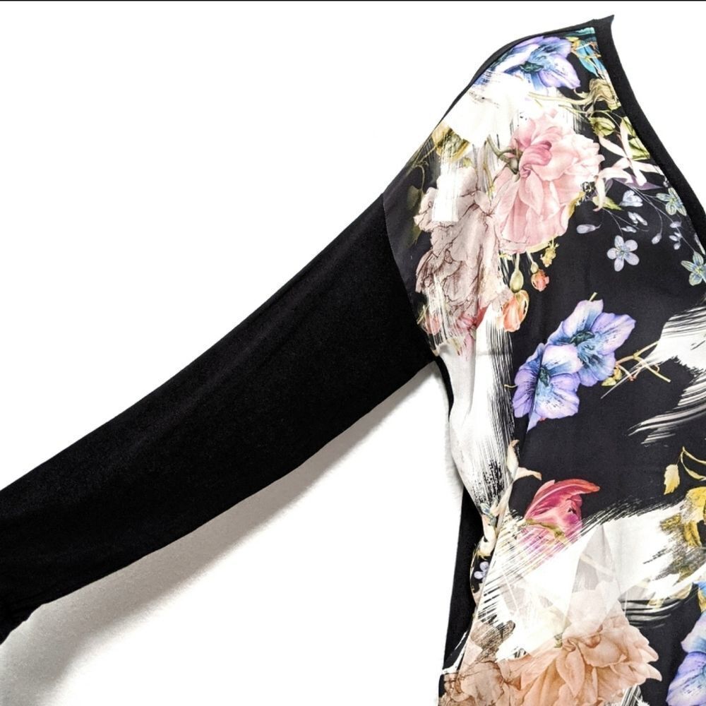 SINGLE LOS ANGELES Silk Floral V-Neck Top M - Picture 2 of 6